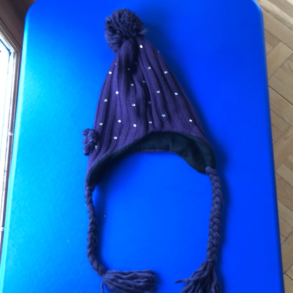 Purple winter hat with sparkles
